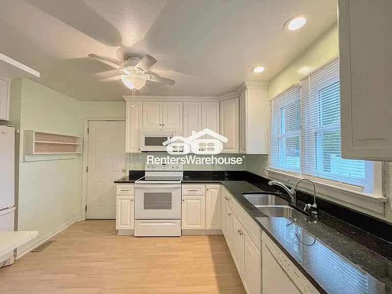 531 Pagewood Dr — Photo 7