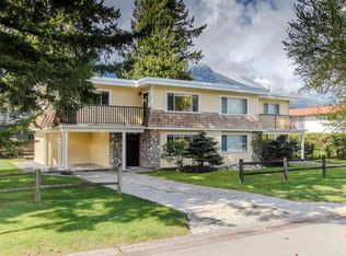 41319 Meadow Ave, Squamish, BC V0N1H0