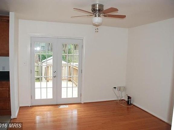 4th image of 3005 Hickory Grove Ct