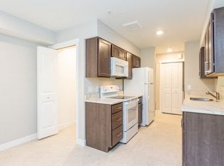 North Hillburn Apartments, Grand Rapids, MI 49504