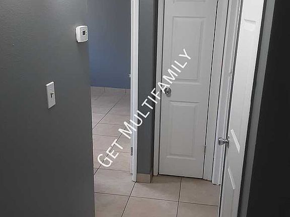 3rd image of 5131 & 5135 E Oak St #4