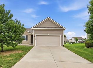 23706 W 88th Ter, Lenexa, KS 66227