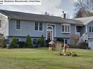 189 Mendon St, Blackstone, MA 01504