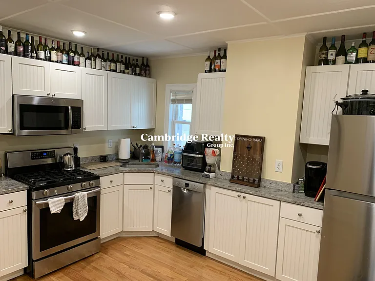41A Cross St #T — Photo 3
