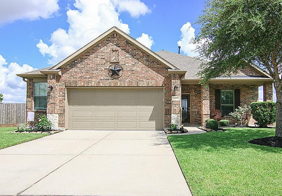 1st image of 3102 Trail Hollow Dr
