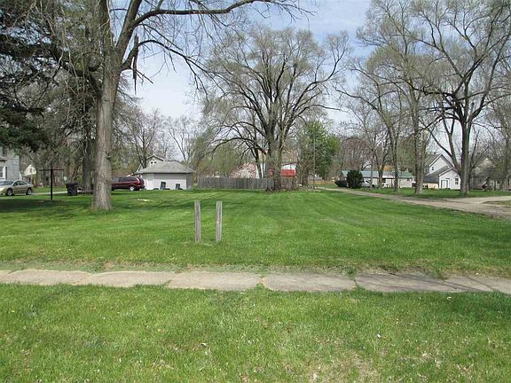 2nd image of 1019 W Wolf Ave