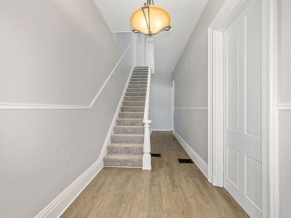 4th image of 2338 Ohio Ave APT 1
