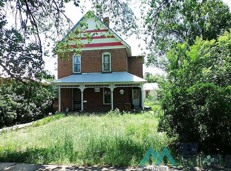 1st image of 921 Lincoln St