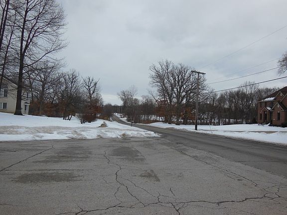 5th image of 6805 Portage Ave