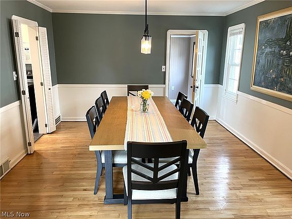 5th image of 1436 Belrose Rd