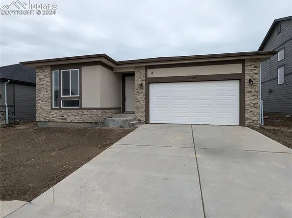 1929 Manassa St, Pueblo, CO 81001