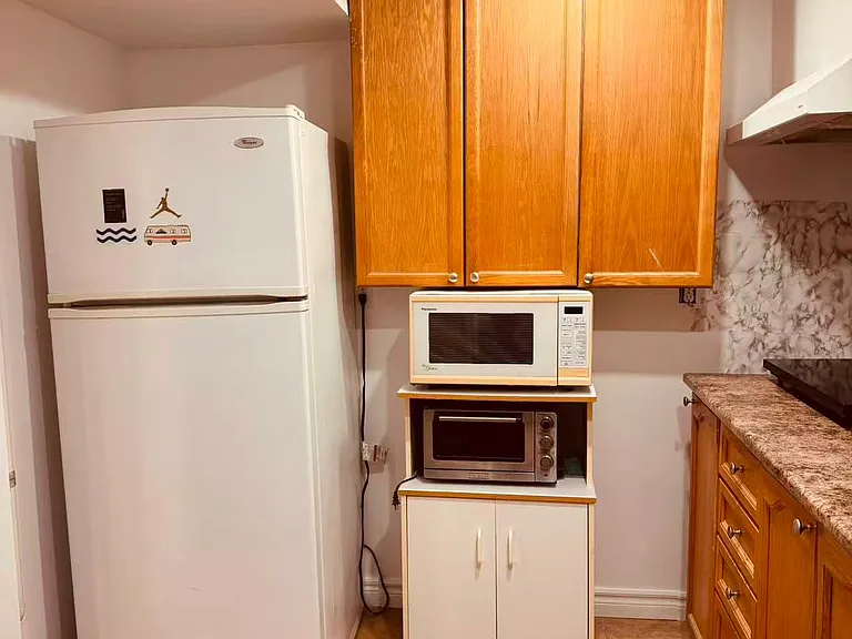199 Hillcrest Ave #10 — Photo 9