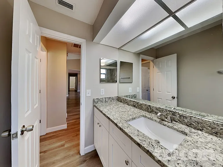 23515 Shining Star Dr — Photo 15