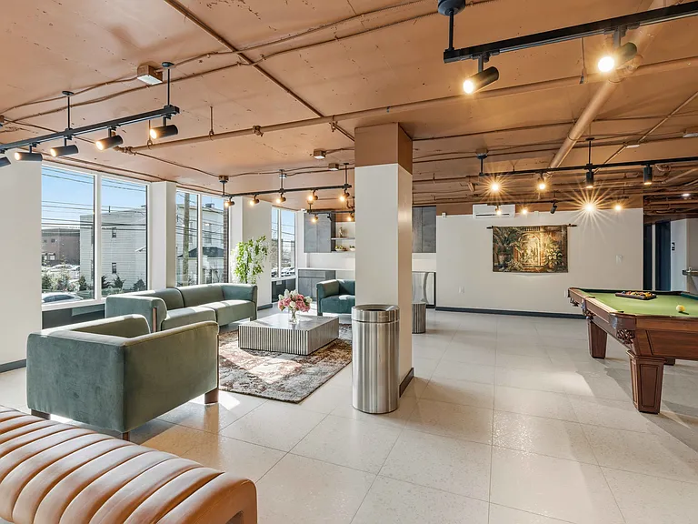 1 Mallory Ave — Photo 11