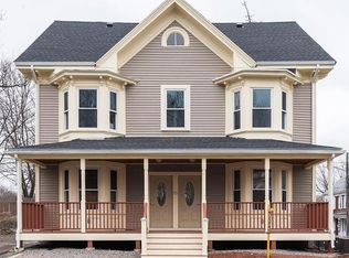 65 High St, Woburn, MA 01801