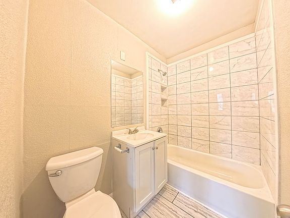 4th image of 408 N 13th Ave