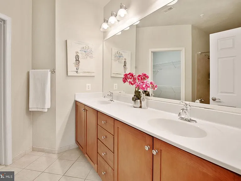 11800 Old Georgetown Rd #1305 — Photo 11