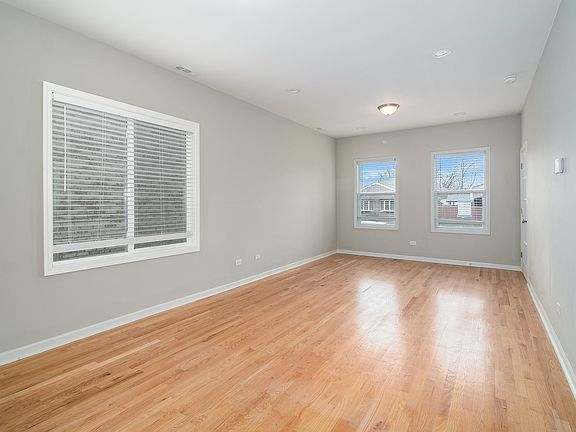 3rd image of 2303 N 77th Ct