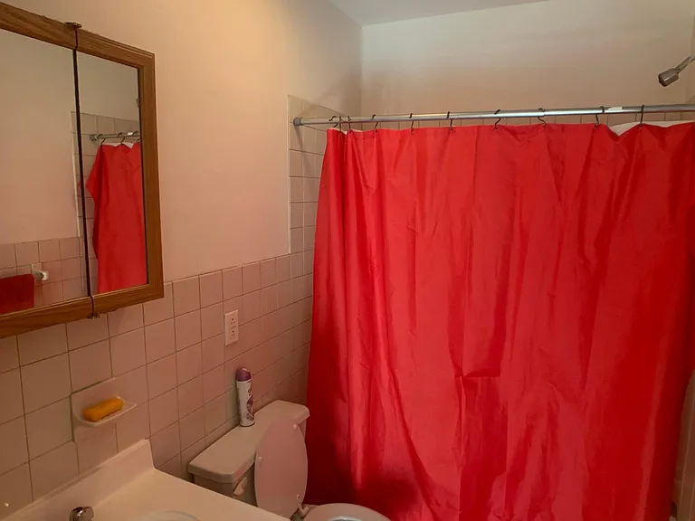 4028 Market St #2F — Photo 5