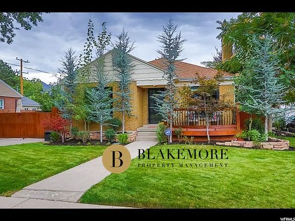 2nd image of 1928 E Blaine Ave