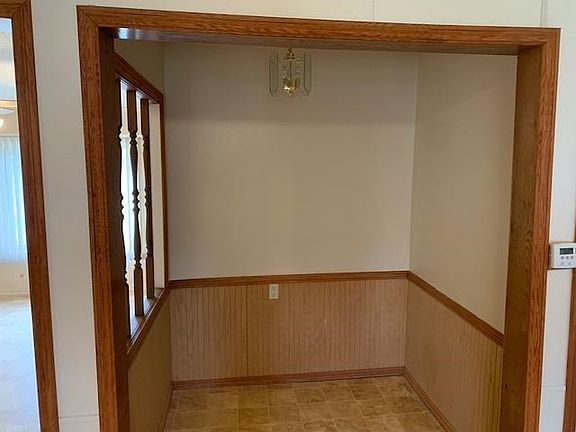 5th image of 164 Erean St