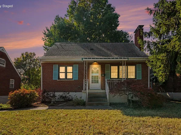 319 Swan Cir, Elsmere, KY 41018