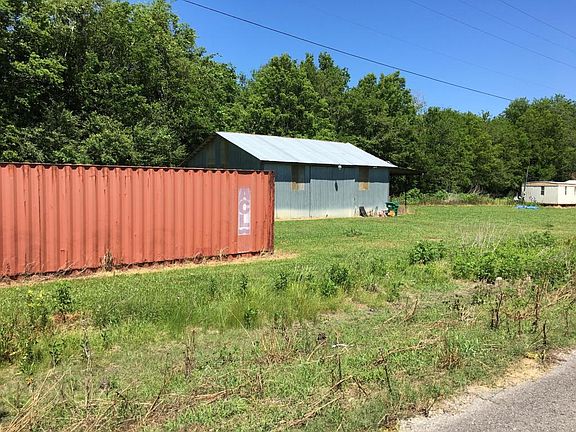 3rd image of 1652 Sawmill Hwy
