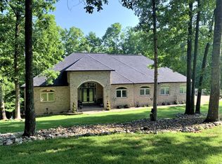 809 Wildflower Valley Dr, High Ridge, MO 63049