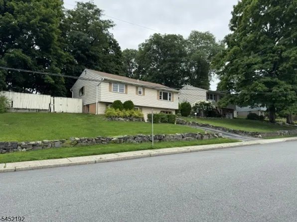 20 Pearl Pl, Butler Boro, NJ 07405