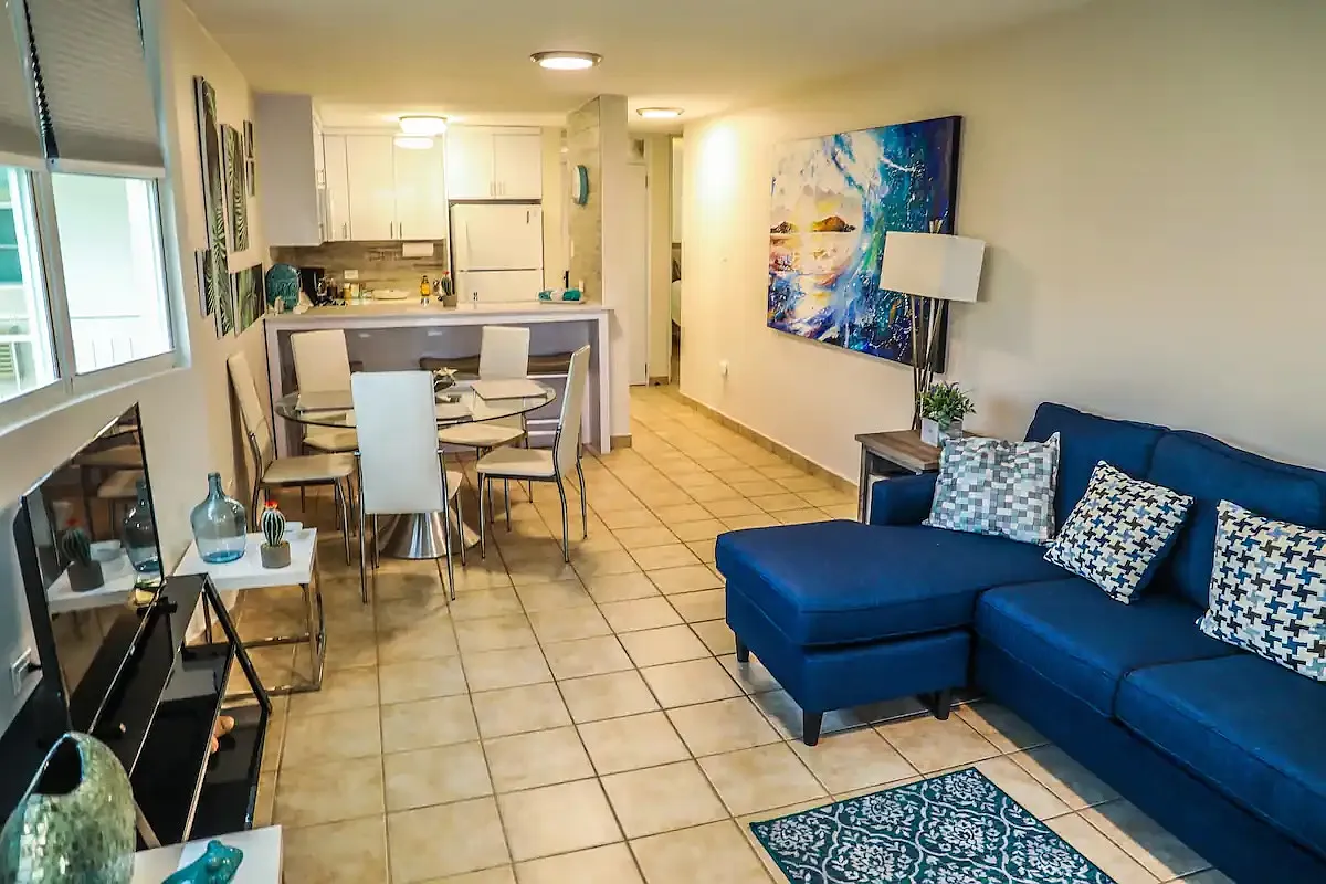 3 bed, 1100 sqft, $2,600 — Photo 1