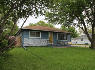 404 N I St, Indianola, IA 50125