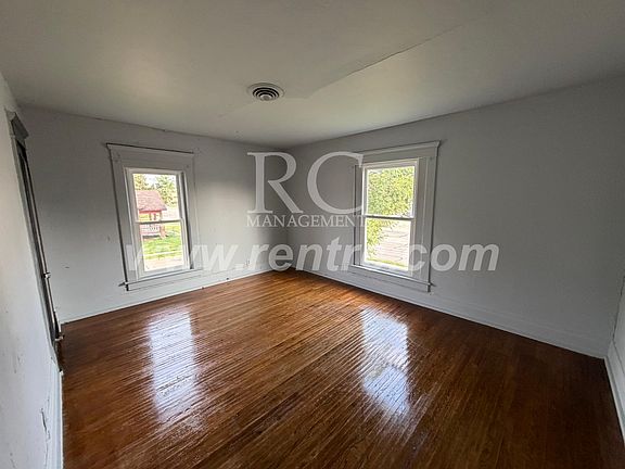 5th image of 1602-2 E Main St