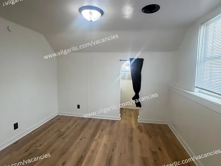 5035 Tod Ave — Photo 30
