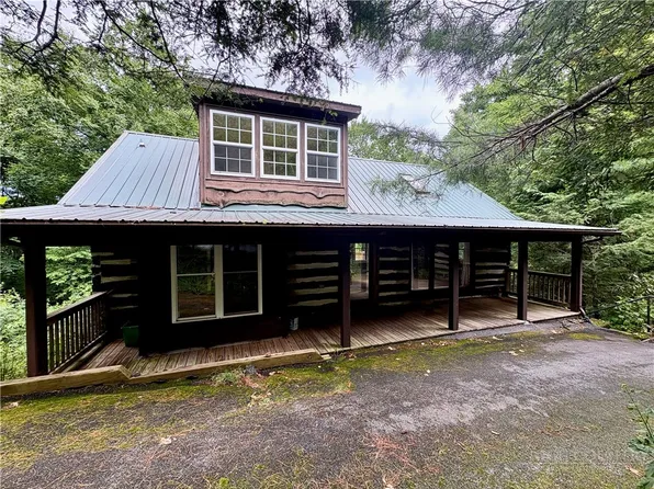 370 Parkway Forest Drive, Boone, NC 28607