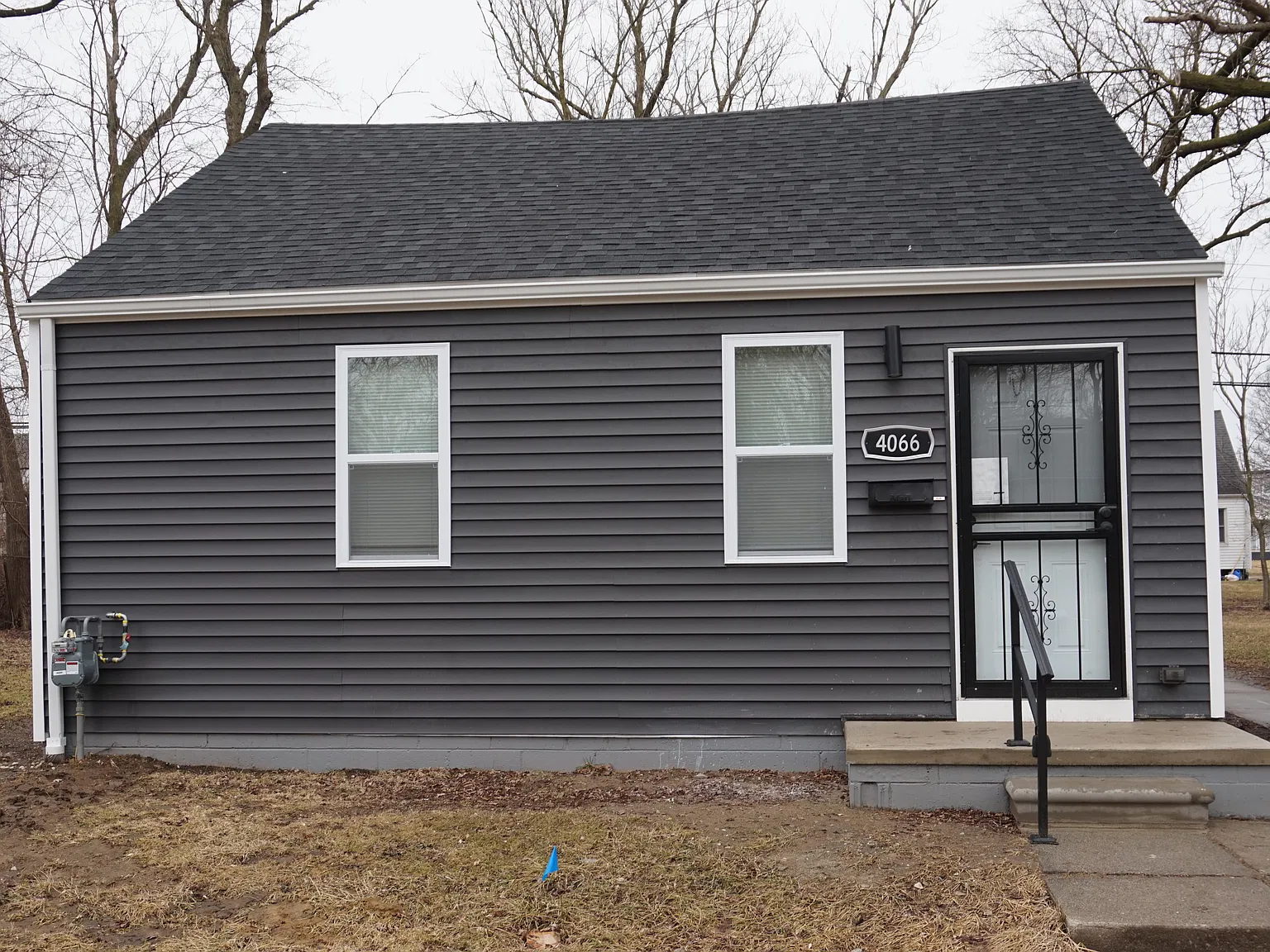 2 bed, 800 sqft, $1,200 — Photo 1