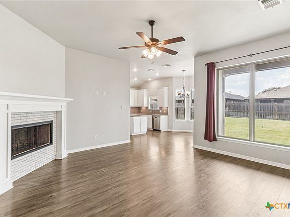 5th image of 708 Holstein Dr