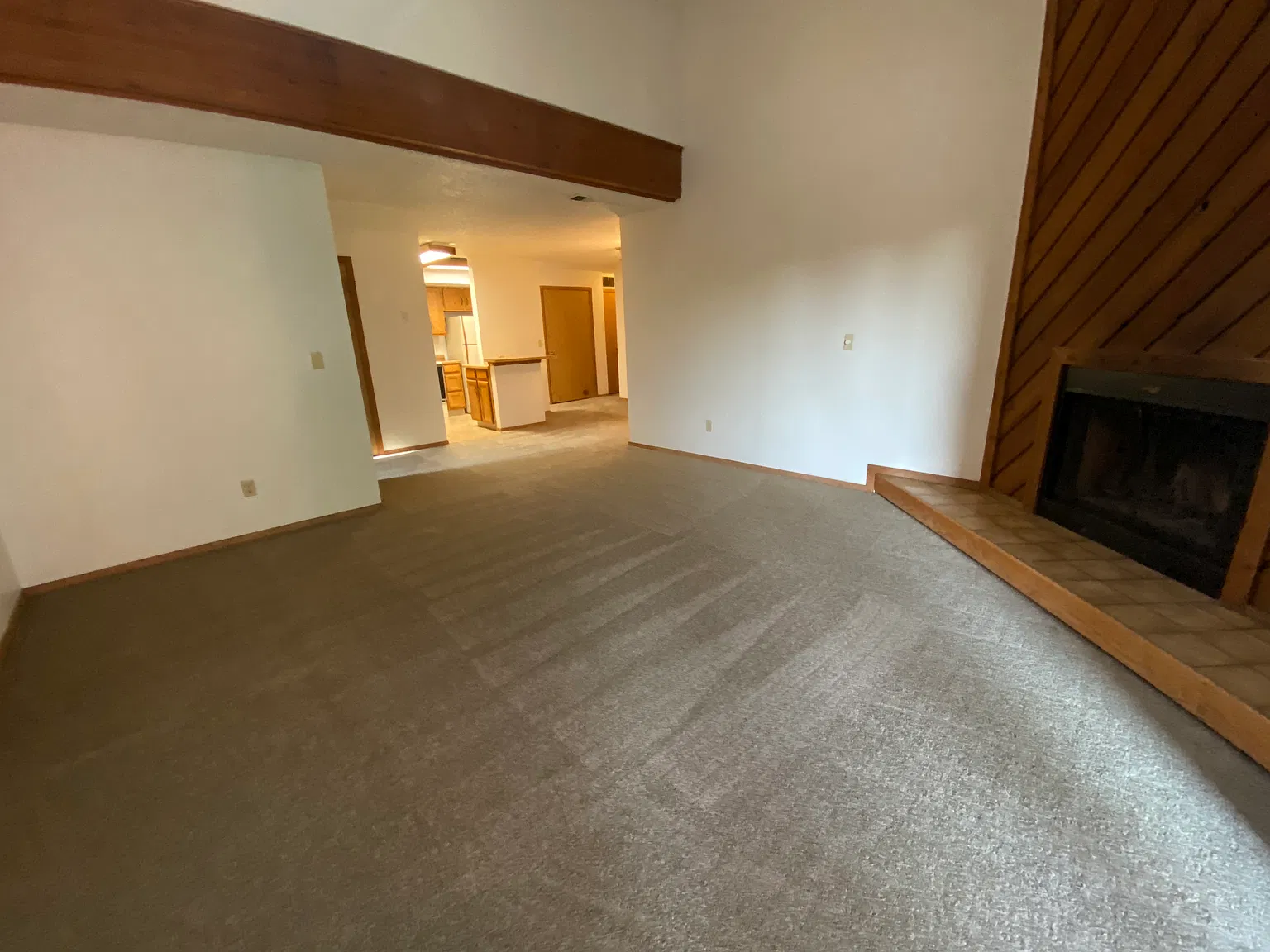 2 bed, 1159 sqft, $1,850 — Photo 3
