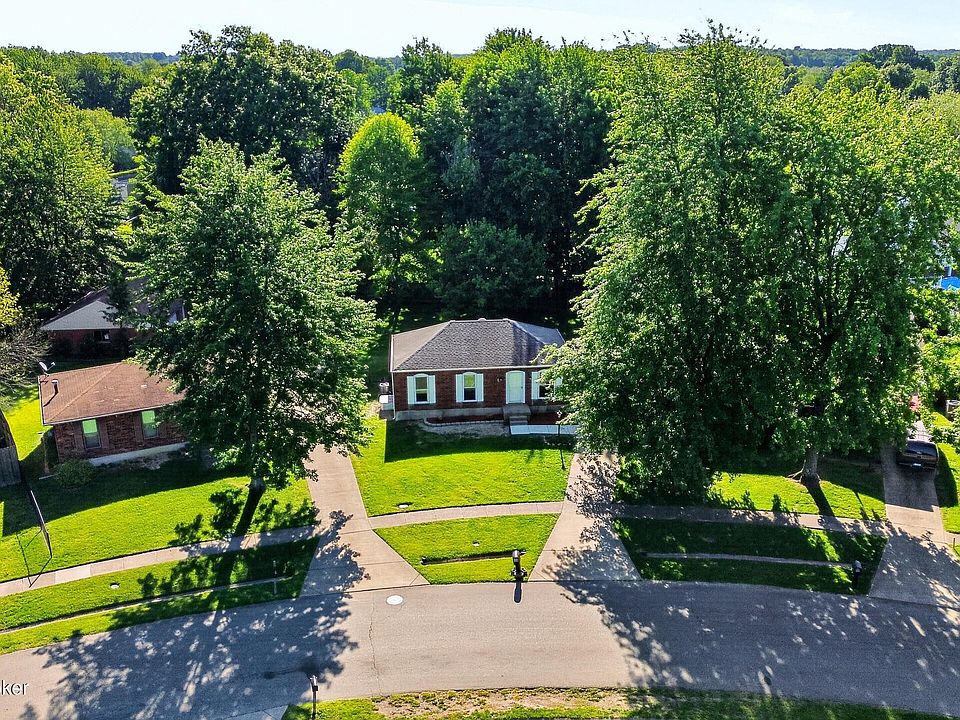 1st image of 5905 Carmelwood Cir