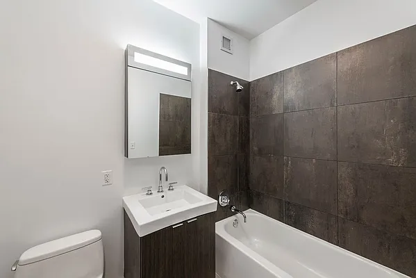 Rented by Nest Seekers International | media 17