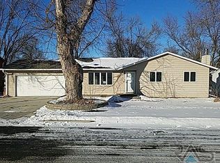 1508 E Custer Pkwy, Brandon, SD 57005