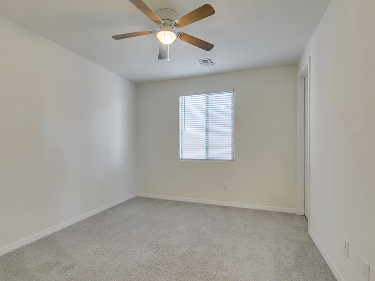 135 Berneri Dr — Photo 11