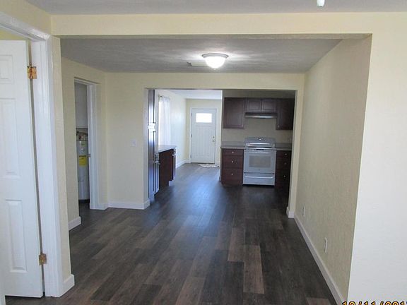 2nd image of 36 Seabreeze Dr