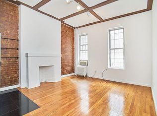 220 Sullivan St APT 3B, New York, NY 10012