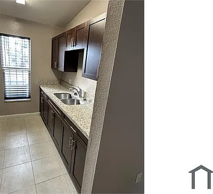3033 NW 204th Ter — Photo 3