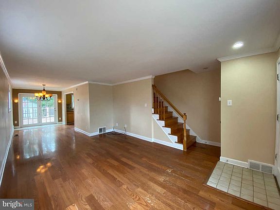4th image of 616 W Ashland Ave