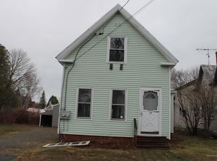 14 Garfield St, Madison, ME 04950