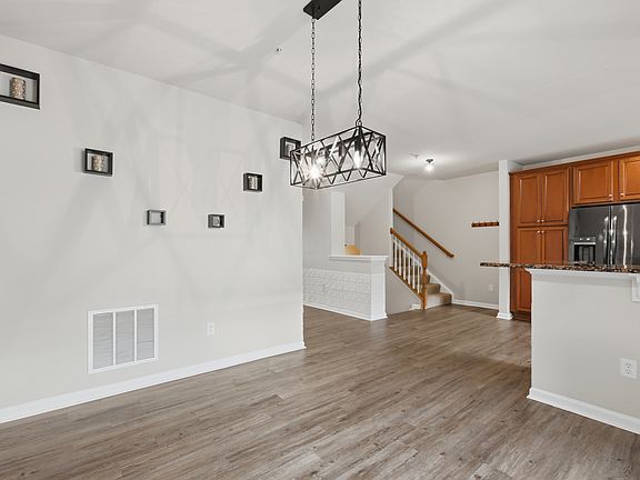 5th image of 22725 Beacon Crest Ter