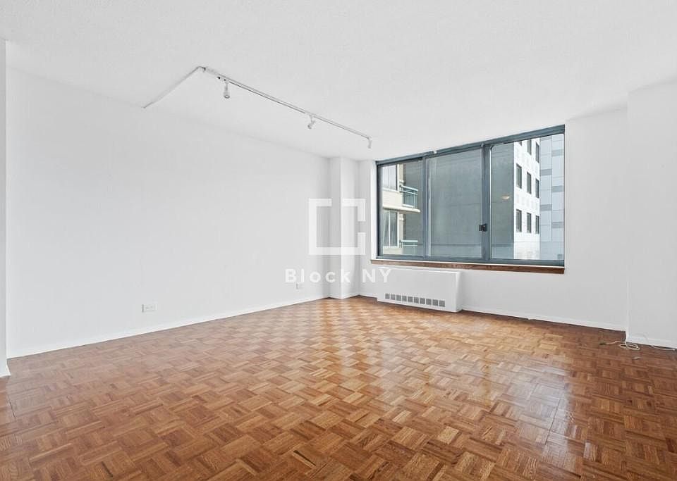 2nd image of 300 W 55th St APT 10c