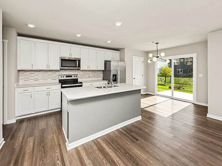 2578 SE Morningdew Dr — Photo 6