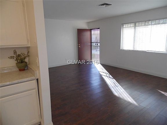 4th image of 3979 Torsby Pl #0